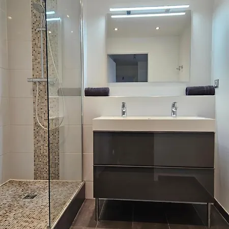 3 Chambres-gare 1 Min-disneyland Paris 6 Min Apartment